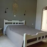 Nikolas Apartments