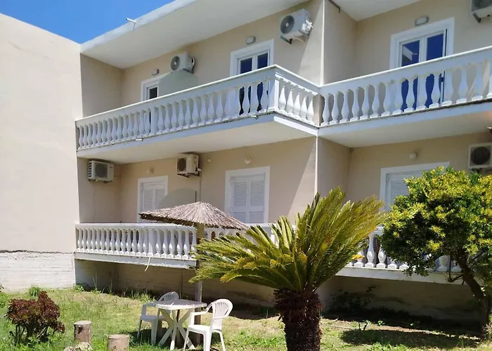 Nikolas Apartments
